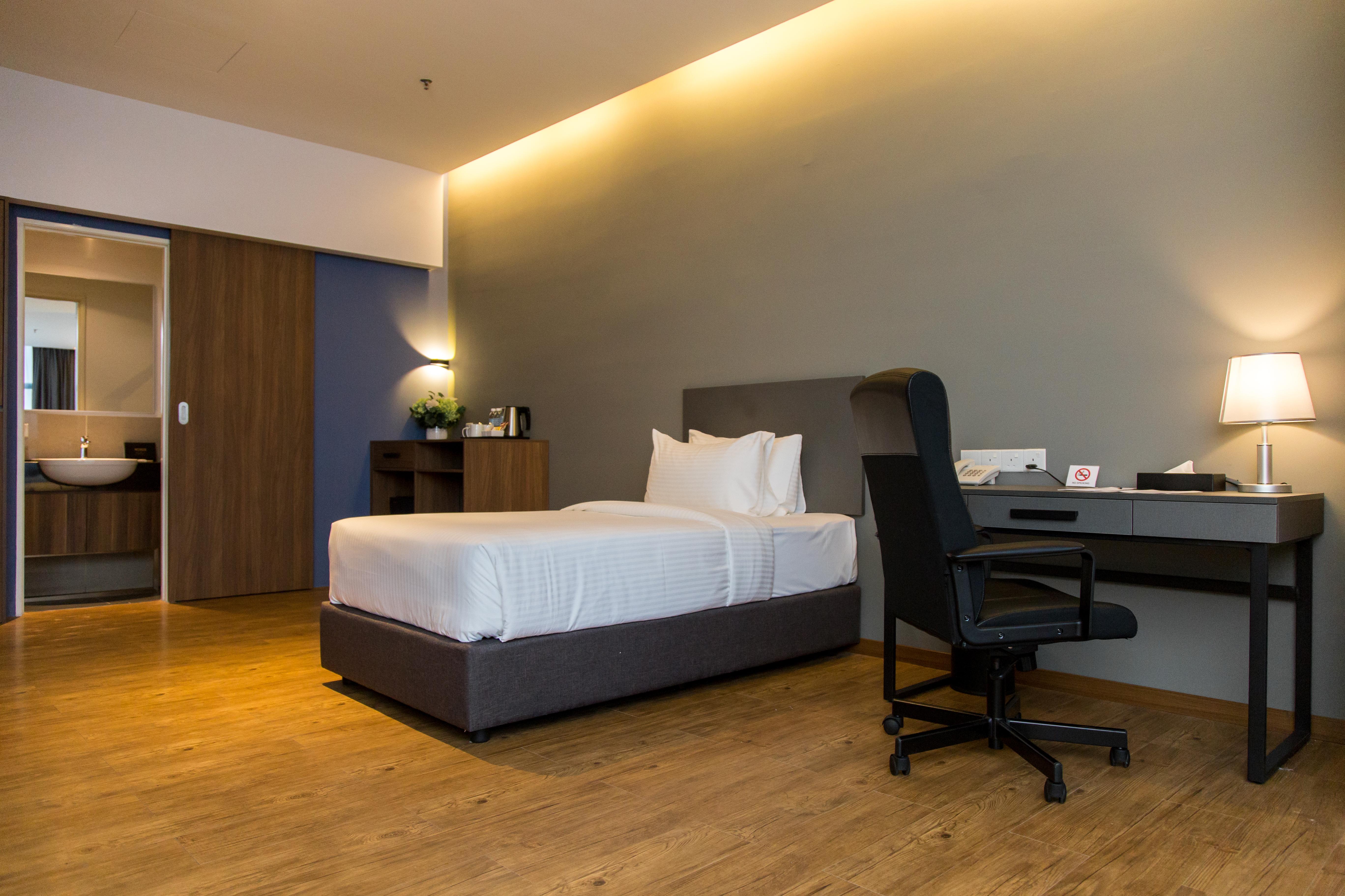 Imperial Regency Suites & Petaling Jaya — Photos 1